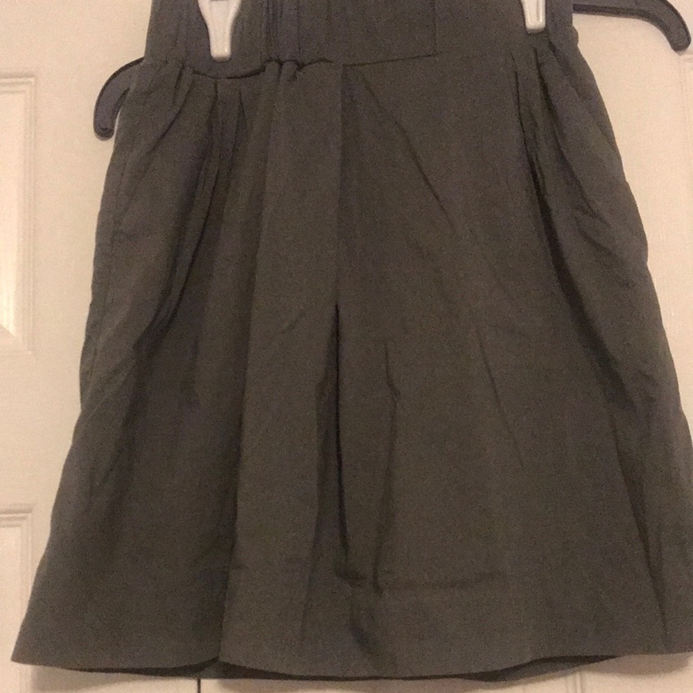 Hunter’s green skirt
